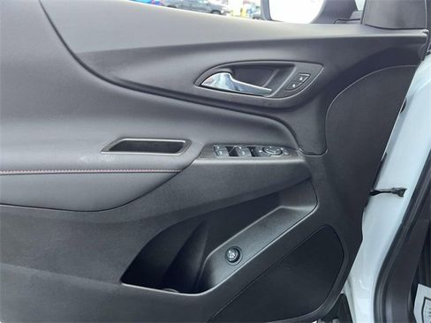 Certified 2024 Chevrolet Equinox RS image 16