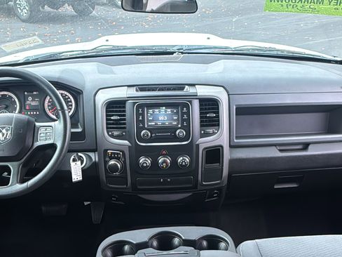Used 2018 RAM 1500 Express image 19