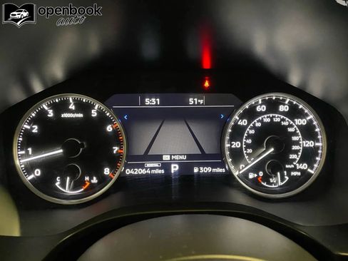 Used 2024 Mitsubishi Outlander FWD image 11