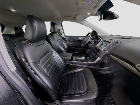 Used 2020 Ford Edge SEL w/ Convenience Package FWD image 29