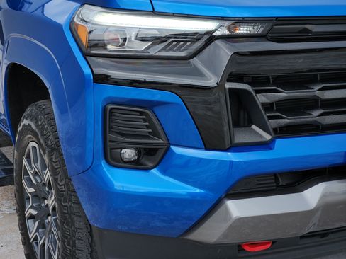 Used 2023 Chevrolet Colorado Z71 w/ Z71 Convenience Package 2 AWD/4WD image 10