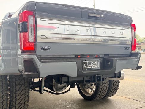 Used 2024 Ford F450 Platinum w/ FX4 Off-Road Package image 8