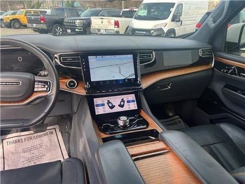 Used 2022 Jeep Grand Wagoneer Series II w/ Convenience Group III image 39