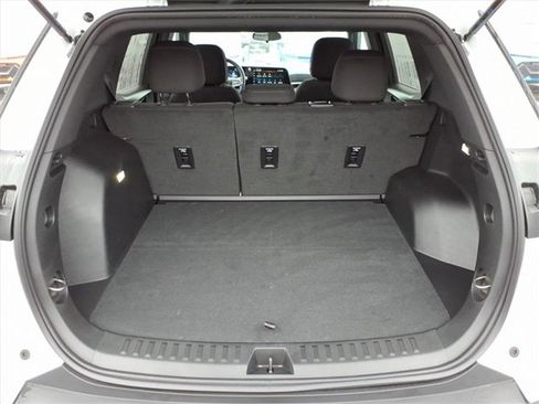New 2026 Chevrolet Equinox LT w/ LPO, Floor Liner Package image 4