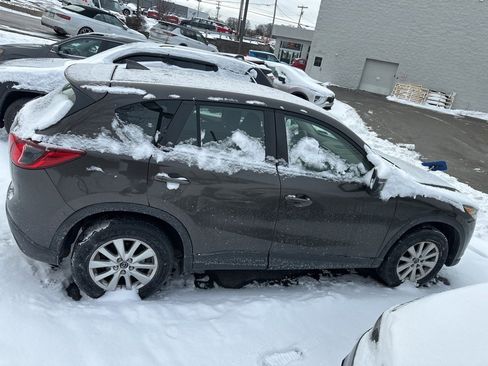 Used 2016 MAZDA CX-5 Sport w/ Rear Camera Package image 2