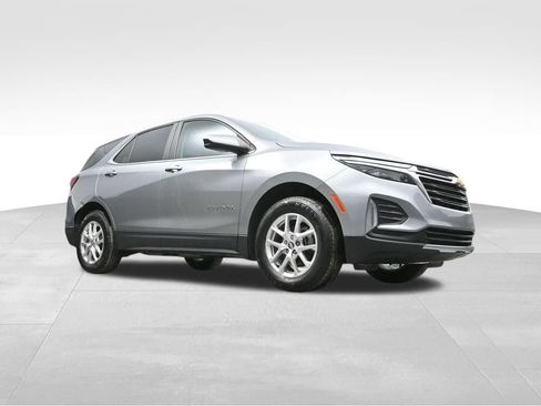 Used 2024 Chevrolet Equinox LT AWD/4WD image 37