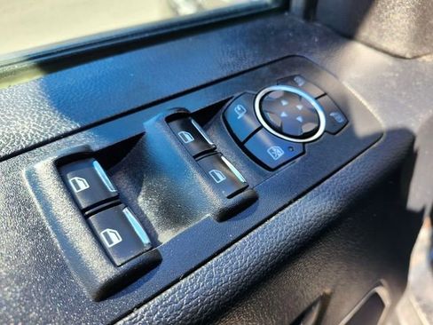 Used 2017 Ford F150 Lariat image 17