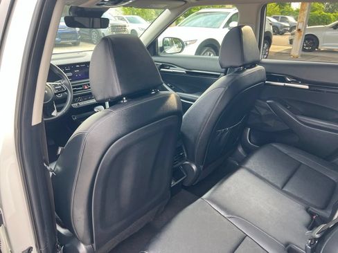 Certified 2025 Kia Seltos EX w/ EX Sunroof Package AWD/4WD image 10
