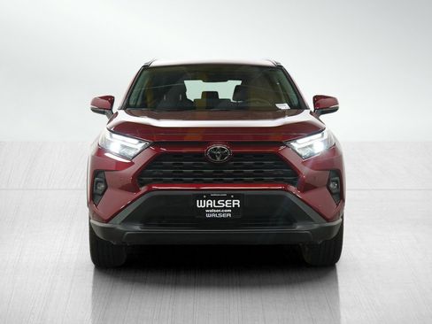 Used 2025 Toyota RAV4 XLE Premium w/ Weather Package AWD/4WD image 8