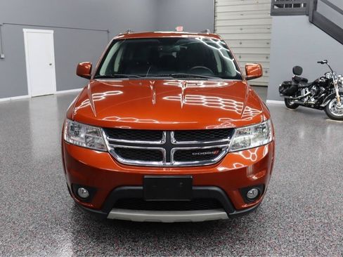 Used 2014 Dodge Journey Limited w/ Flexible Seating Group FWD image 8