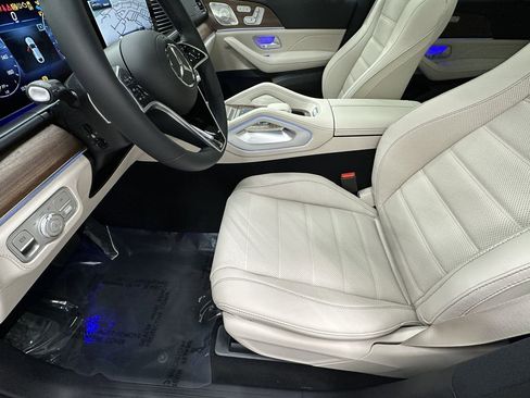 New 2026 Mercedes-Benz GLE 450 4MATIC Coupe image 9