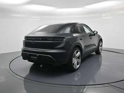 New 2026 Porsche Macan Electric image 30