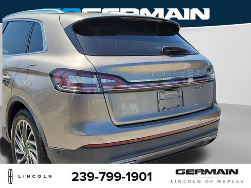 Certified 2020 Lincoln Nautilus Reserve w/ Equipment Group 201A FWD image 16
