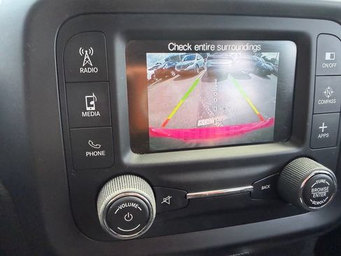 Used 2016 Jeep Renegade Sport w/ Power & Air Group FWD image 9