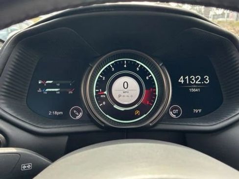 Used 2018 Aston Martin DB11 Coupe image 17