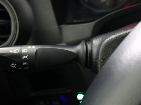 Used 2017 Toyota Tacoma SR image 20