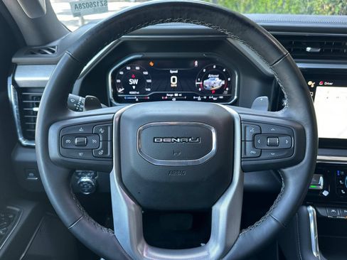Used 2025 GMC Sierra 1500 Denali w/ Denali Reserve Package AWD/4WD image 34