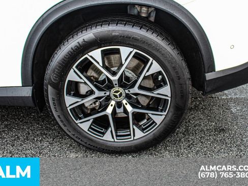 Used 2025 Mercedes-Benz GLC 350e 4MATIC image 15