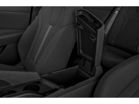 Certified 2021 Hyundai Elantra SE FWD image 17