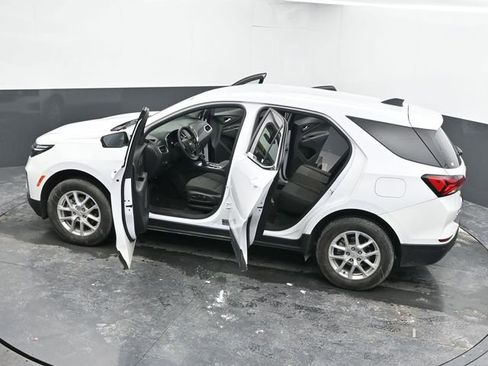 Used 2024 Chevrolet Equinox LT image 61