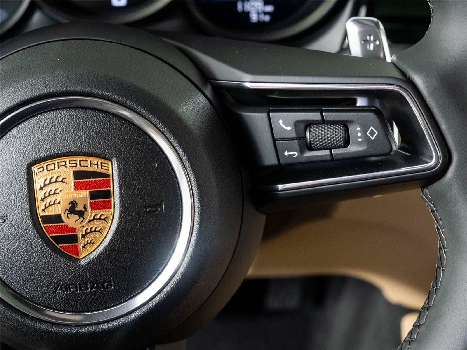 New 2026 Porsche Macan Turbo AWD/4WD image 11