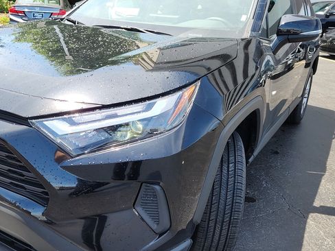 Certified 2025 Toyota RAV4 XLE FWD image 9