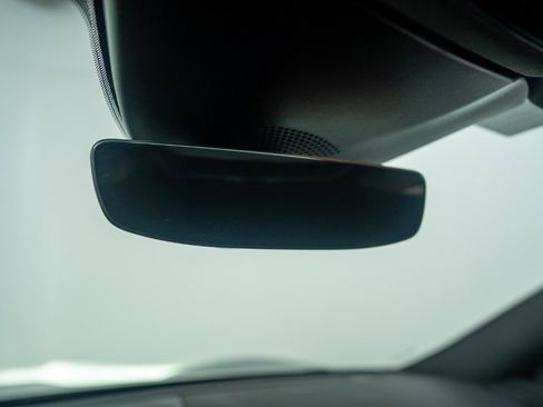 Certified 2022 Ferrari Roma image 38