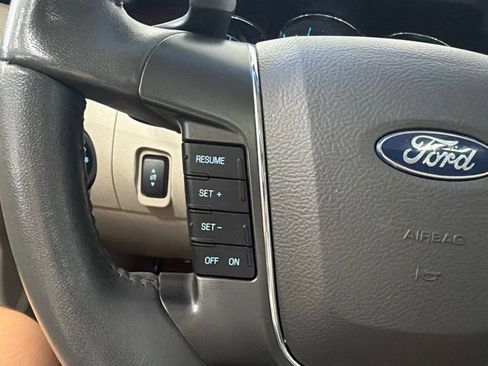 Used 2011 Ford Taurus Limited w/ 301A Rapid Spec Order Code FWD image 22