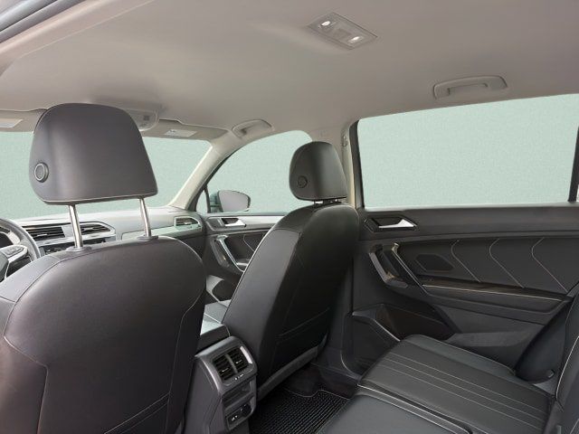 Certified 2023 Volkswagen Tiguan SE AWD/4WD image 8