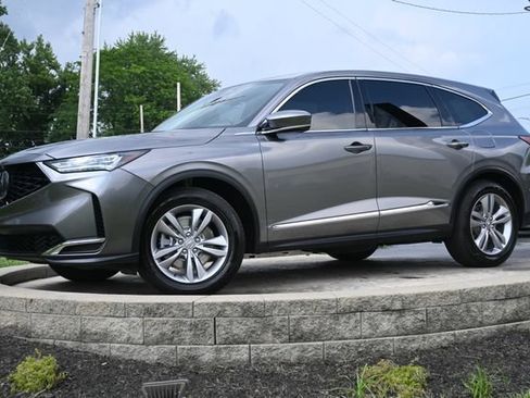 Used 2025 Acura MDX SH-AWD image 1
