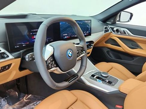 Used 2025 BMW i4 xDrive40i w/ Premium Package image 19