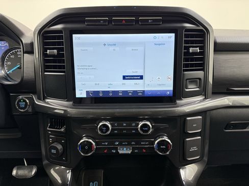 Used 2022 Ford F150 XLT w/ Equipment Group 302A High image 34