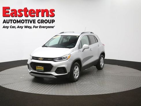 Used 2018 Chevrolet Trax LT w/ LT Convenience Package AWD/4WD image 53