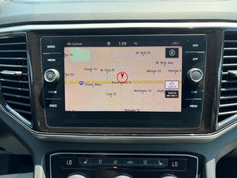 Used 2021 Volkswagen Atlas SEL Premium AWD/4WD image 28