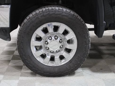 Used 2024 Chevrolet Silverado 2500 LTZ w/ LTZ Convenience Package AWD/4WD image 43