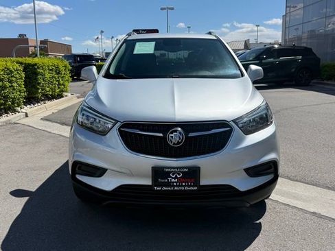 Used 2020 Buick Encore Preferred image 2