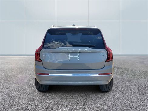 New 2026 Volvo XC90 B6 Ultra w/ Protection Package image 5