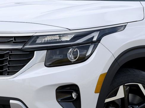 New 2026 Kia Seltos S AWD/4WD image 10