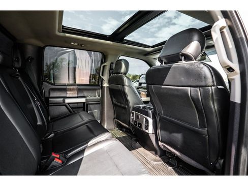 Used 2018 Ford F250 Lariat w/ Lariat Ultimate Package image 34