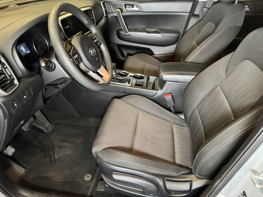 Used 2022 Kia Sportage LX AWD/4WD image 21