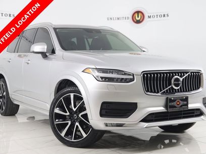 Used 2022 Volvo XC90 T6 Momentum w/ Climate Package
