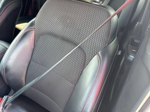 Used 2025 Ford Escape ST-Line AWD/4WD image 10