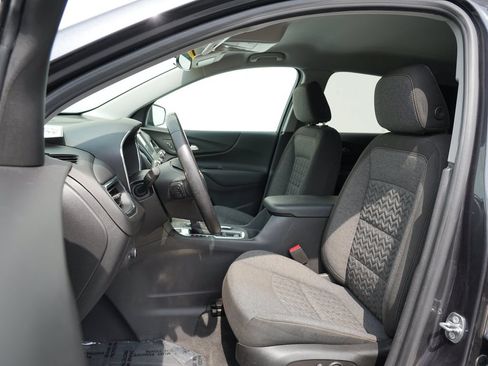 Used 2022 Chevrolet Equinox LT AWD/4WD image 12
