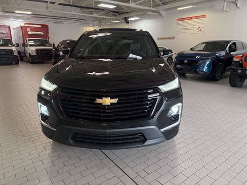 Used 2023 Chevrolet Traverse Premier w/ LPO, Floor Liner Package FWD image 3