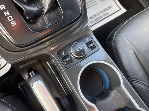 Used 2016 Ford Escape Titanium image 38