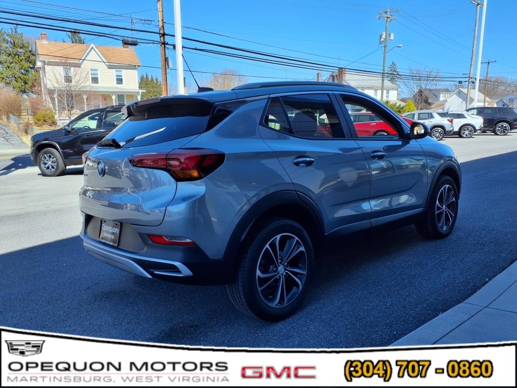 Used 2023 Buick Encore GX Select AWD/4WD image 5