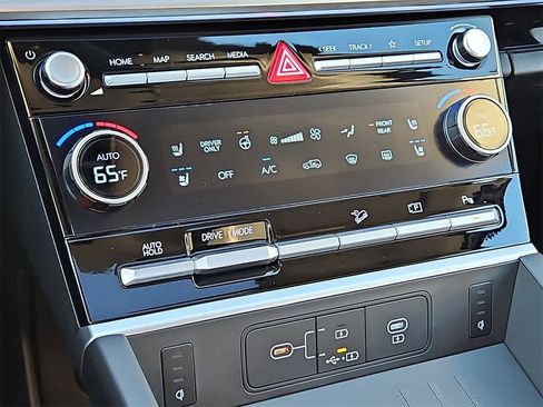 New 2026 Hyundai Santa Fe Limited image 9