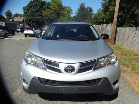 Used 2014 Toyota RAV4 LE AWD/4WD image 8