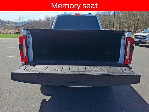 Used 2024 Ford F250 Lariat w/ Chrome Package AWD/4WD image 29