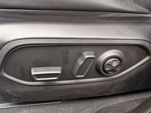 Certified 2023 Jeep Grand Cherokee L Limited w/ Black Appearance Package image 10